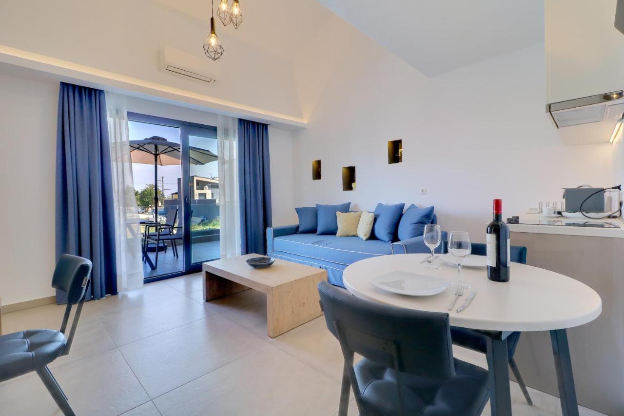 خْريسيا أموذيا Theros Villas & Suites المظهر الخارجي الصورة